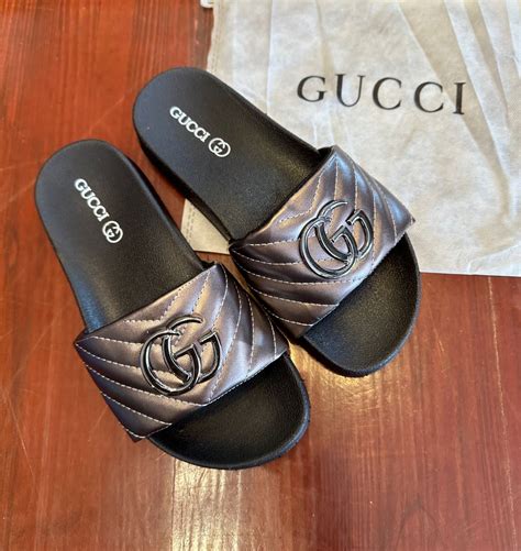 chinelo slide gucci feminino|gucci slides for women.